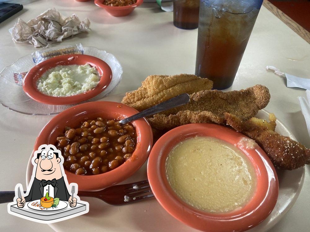 Dixie Catfish, 2989 AL21 in Atmore Restaurant menu and reviews
