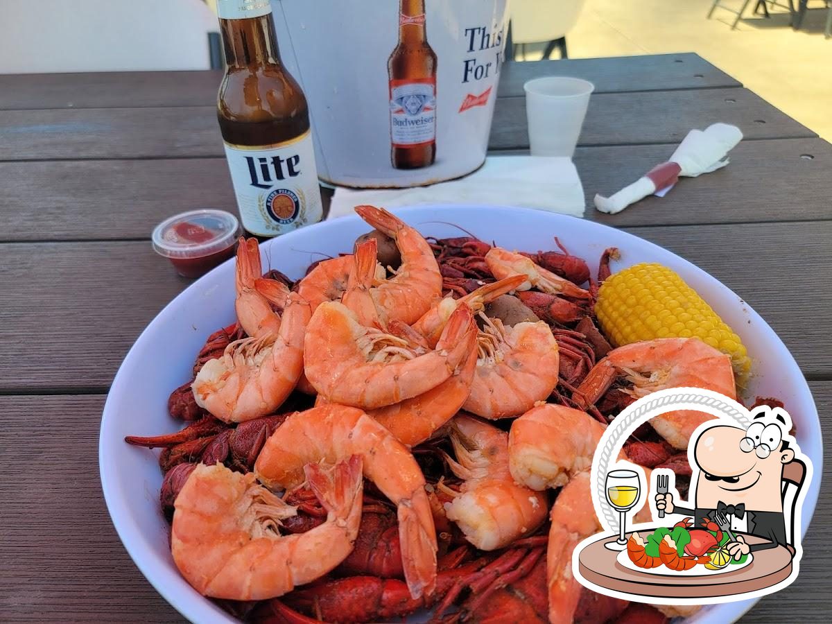 Crossroads Seafood in Hernando Restaurant menu and reviews