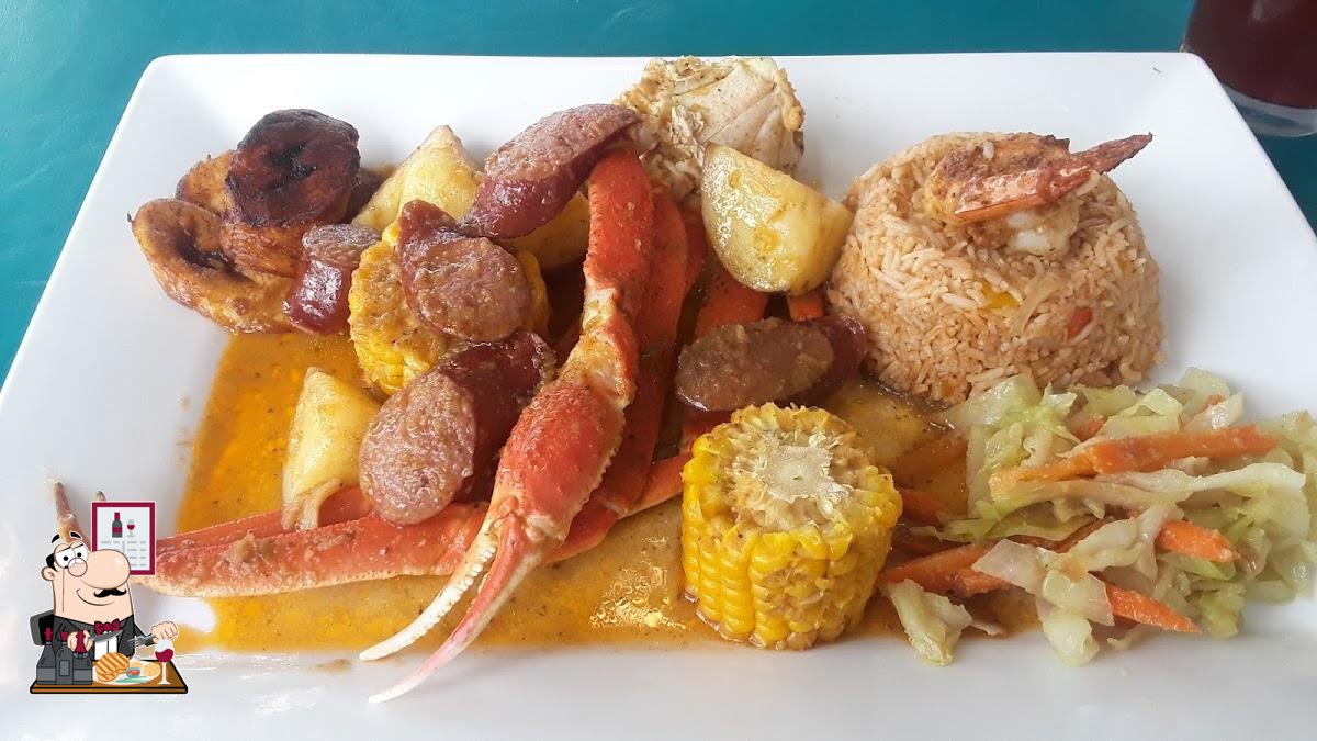 Dalia’s Caribbean Kitchen in Youngstown Restaurant menu and reviews