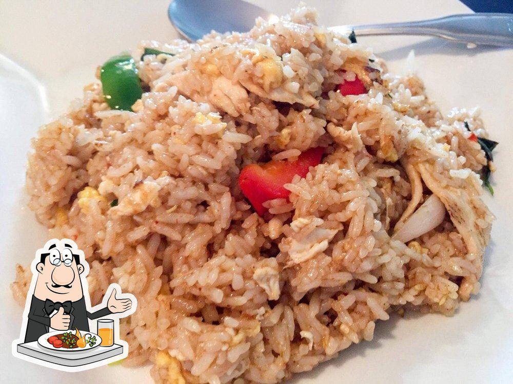 Basil Thai Cuisine in Yarmouth Restaurant menu and reviews