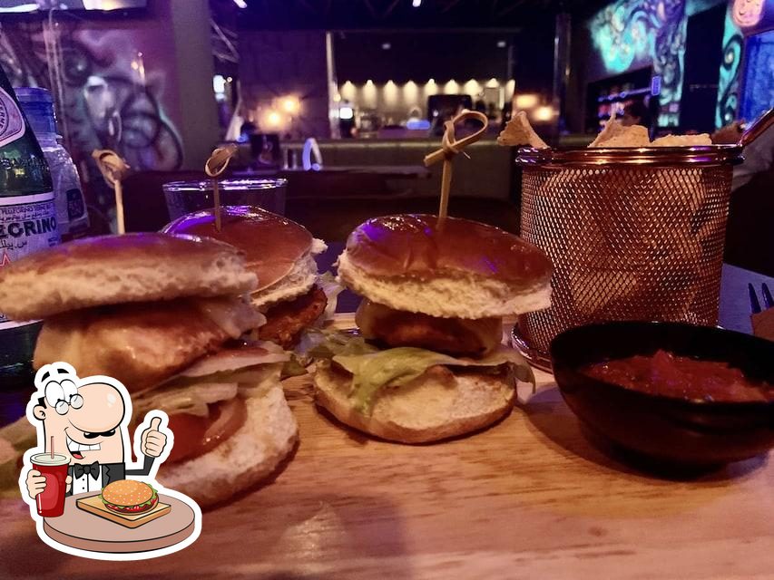 Pipes Shisha Lounge and Cafe, Dubai Restaurant reviews