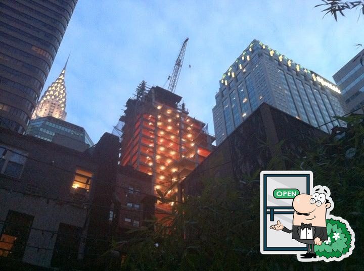 Uncle Charlie’s Piano Lounge in West New York Restaurant reviews