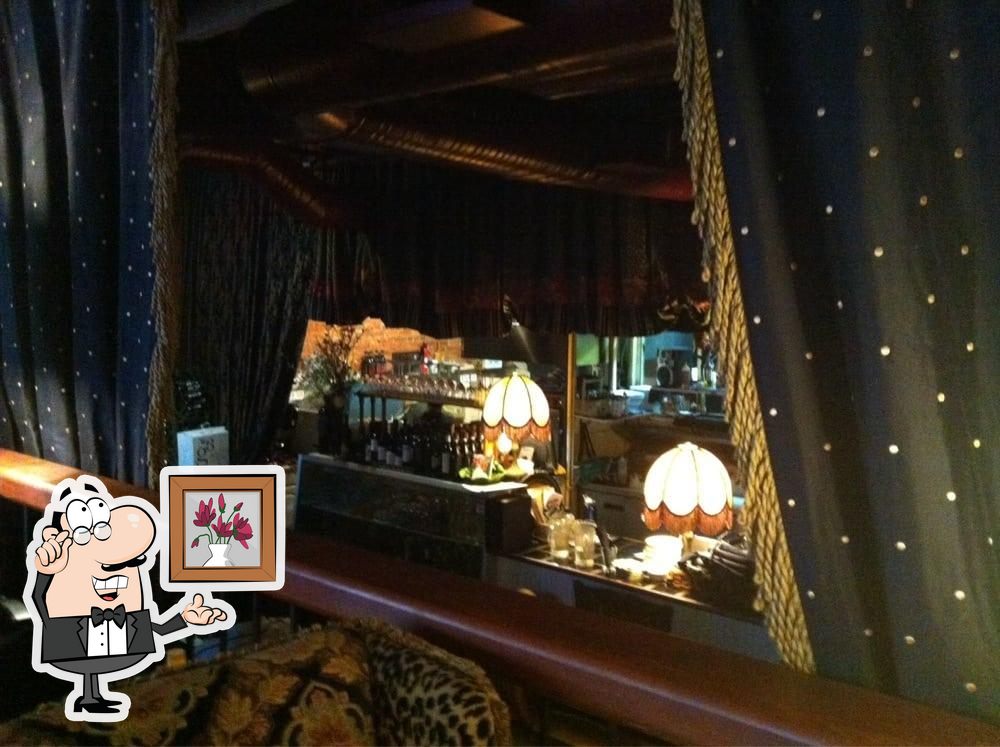 Over The Moon Cafe in Tacoma - Restaurant menu and reviews