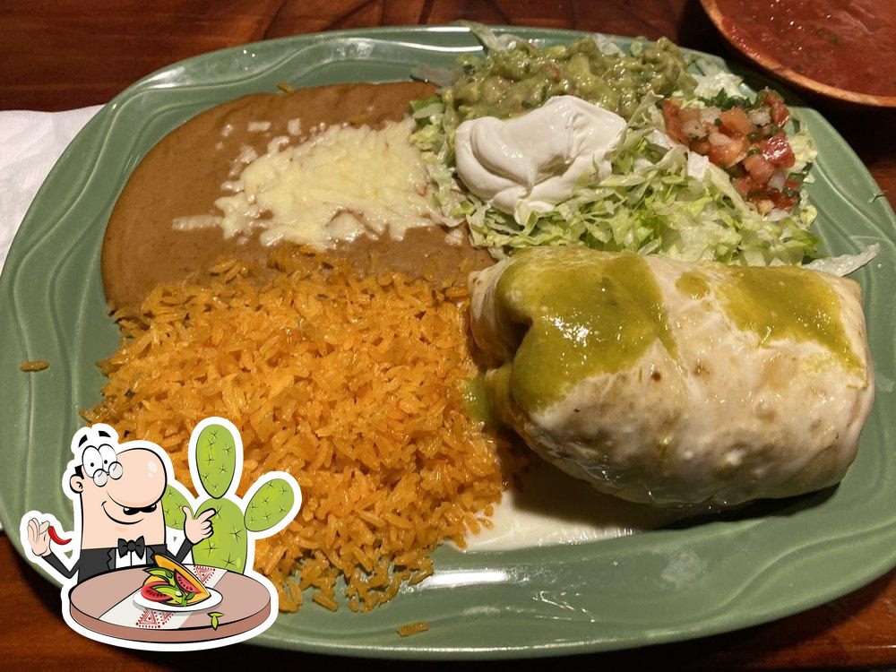 Pueblo viejo Mexican restaurant in Warren Restaurant menu and reviews