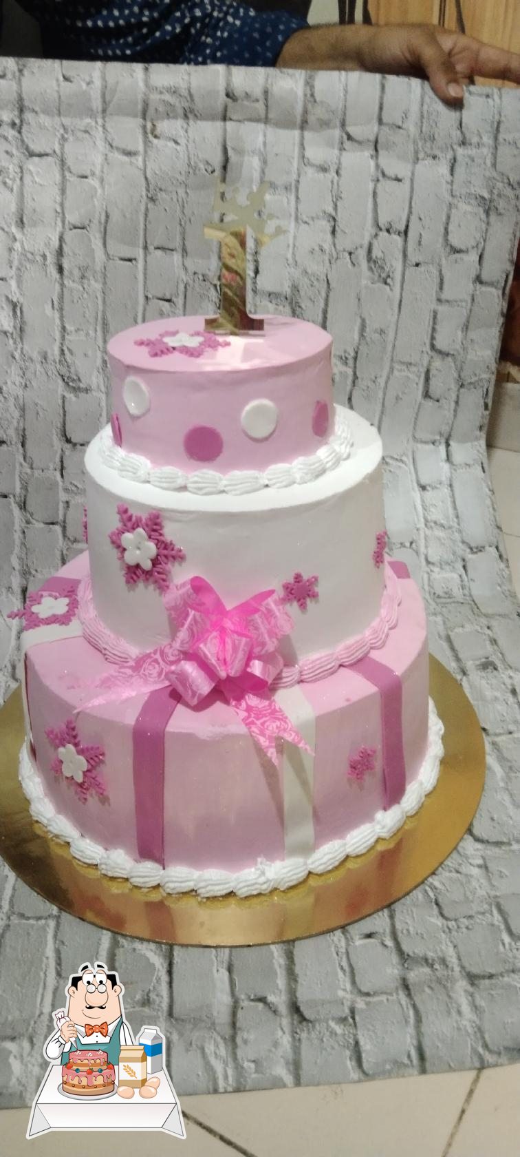 Heart ship cake #cakedecorating #trendingshorts from Dp Baker's - YouTube