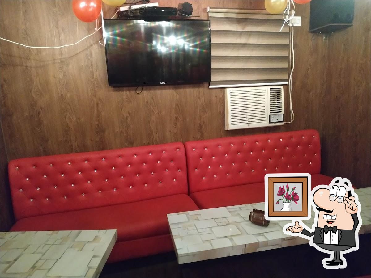 Gill's Restaurant & Bar, Jamshedpur Restaurant menu and reviews