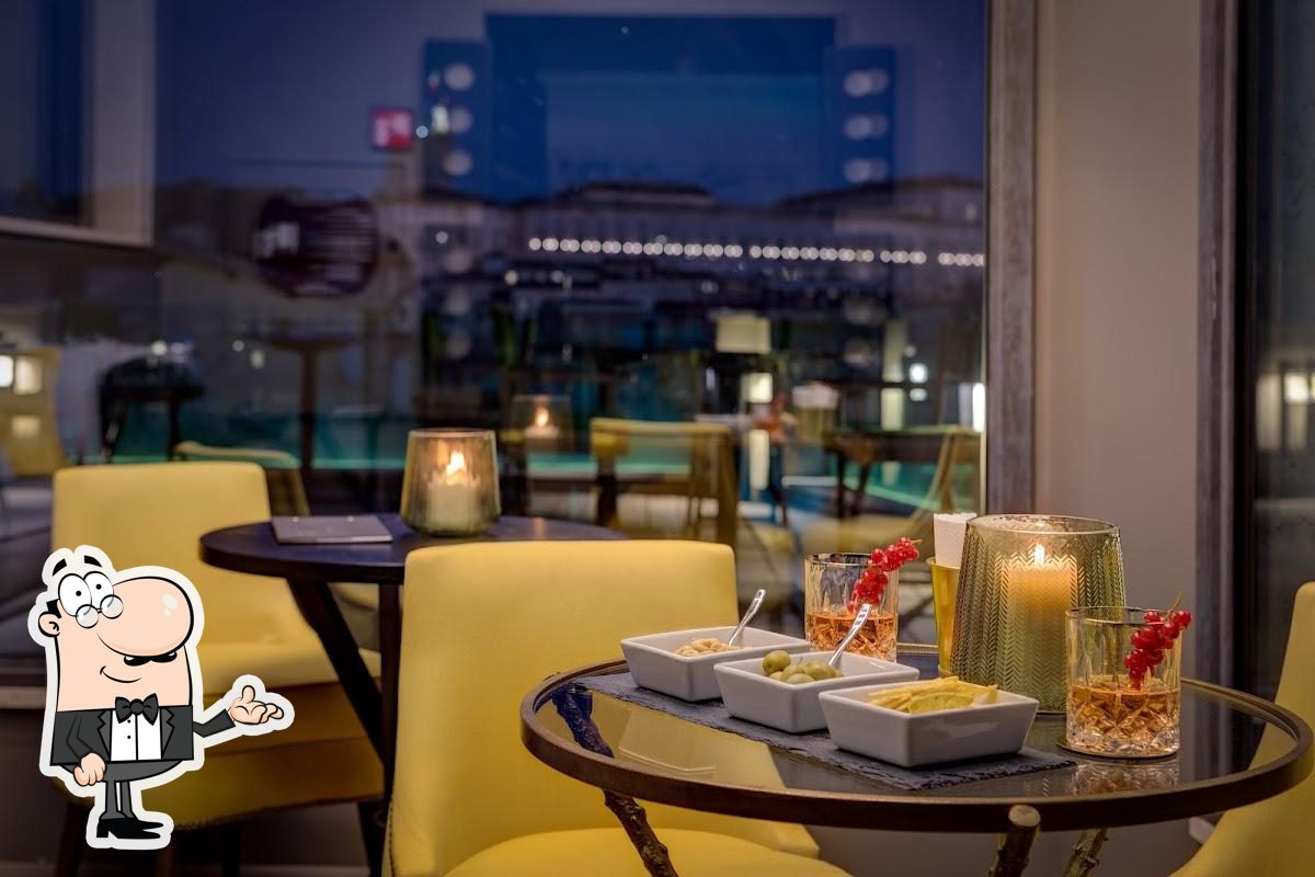 Rooftop Jim's Bar, Roma - Menu e recensioni del ristorante