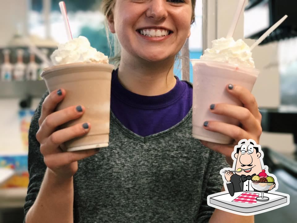 Dairy Inn, 1401 MN20 in Cannon Falls Restaurant menu and reviews