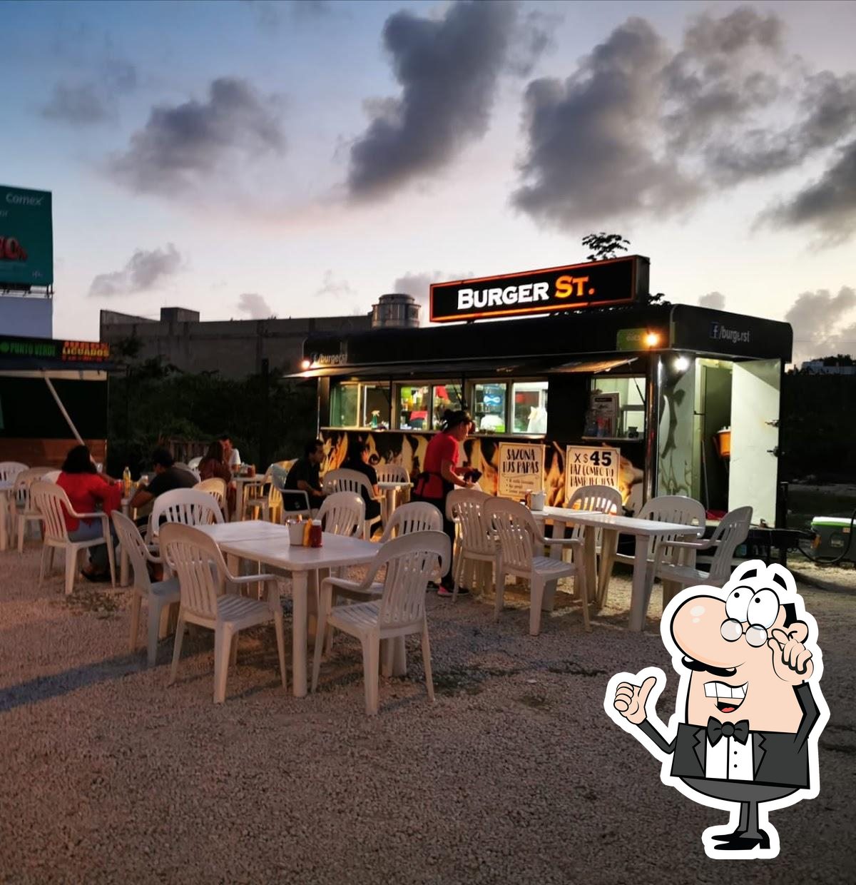 Burger St Huayacan restaurant, Cancún - Restaurant reviews