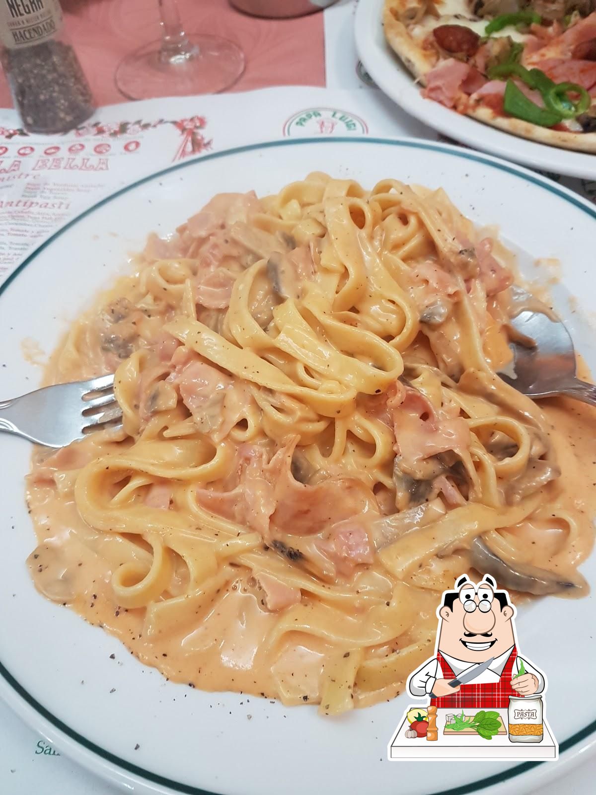 Gross sauce instead of cheese: fotografía de Pizzeria Papa Luigi, Fuengirola  - Tripadvisor