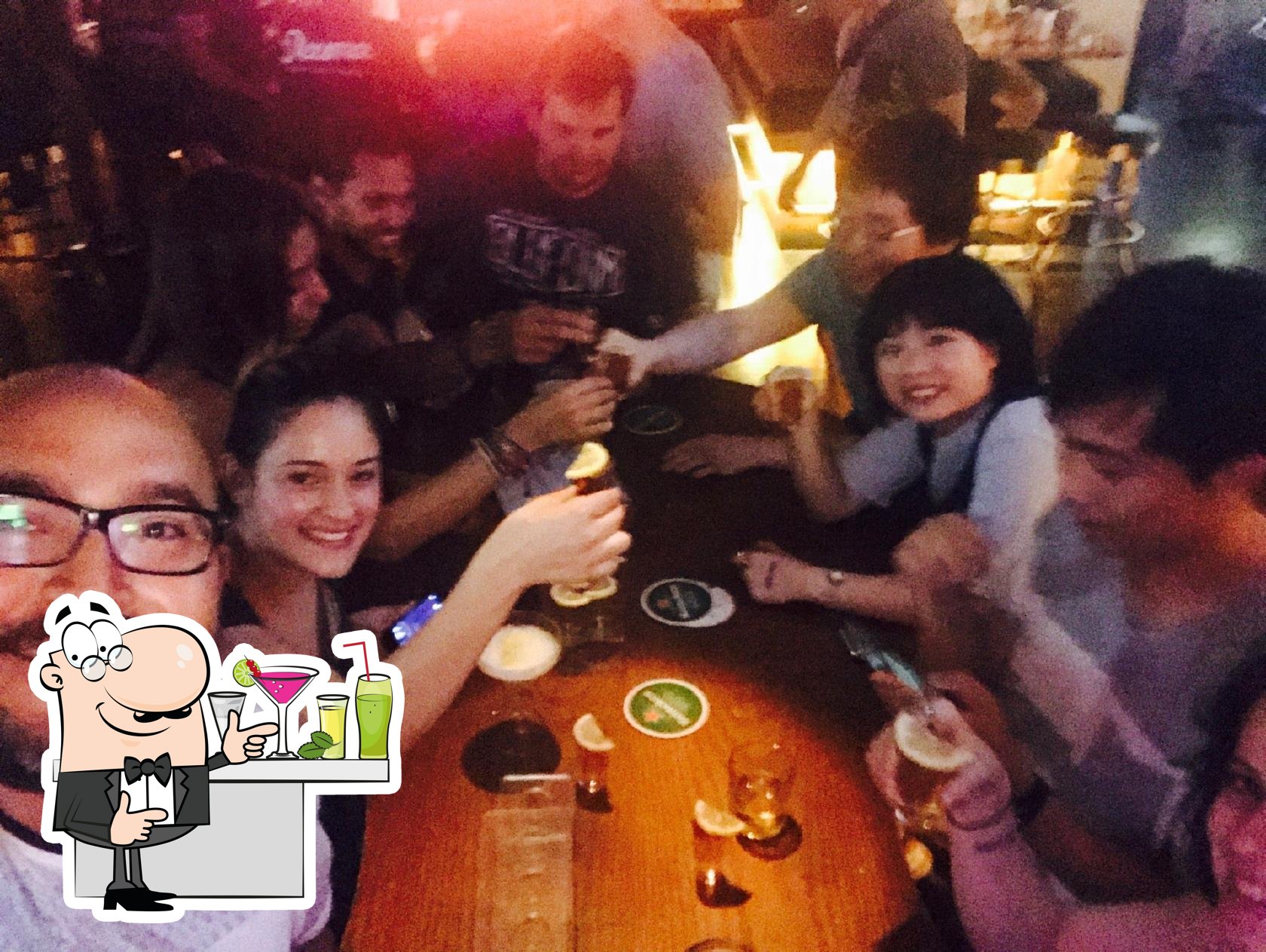 Bar: Thursday Party (썰스데이파티) nearby Seoul in South Korea: 9 reviews,  address, website 