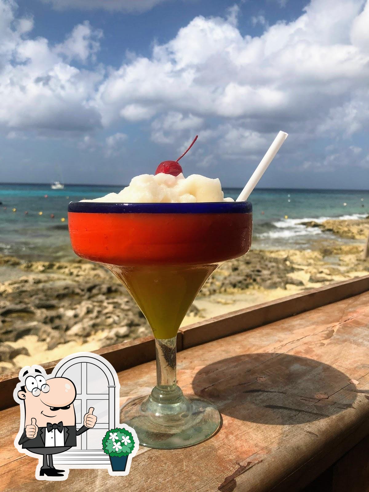 HEMINGWAY Lounge & Nightclub Bar Cozumel beach, San Miguel de Cozumel -  Restaurant menu and reviews