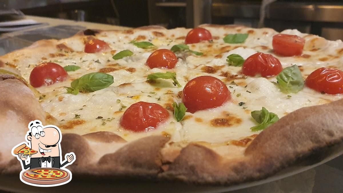 Pizzeria Adriano Horno de leña, Tomares, Av. de la Arboleda - Opiniones del  restaurante