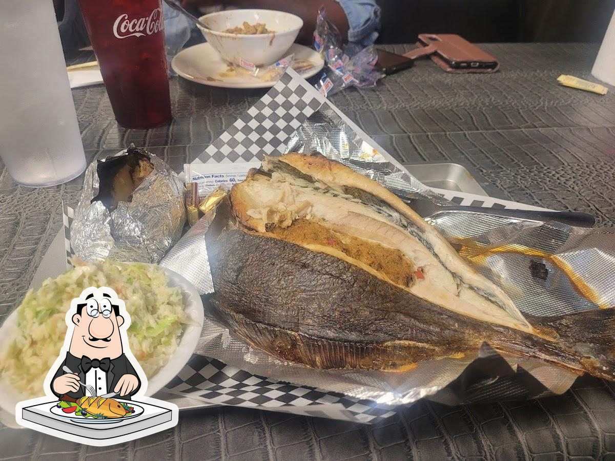 Newt's Catfish Seafood & Steaks, 503 Elks Lake Rd 30 in Hattiesburg