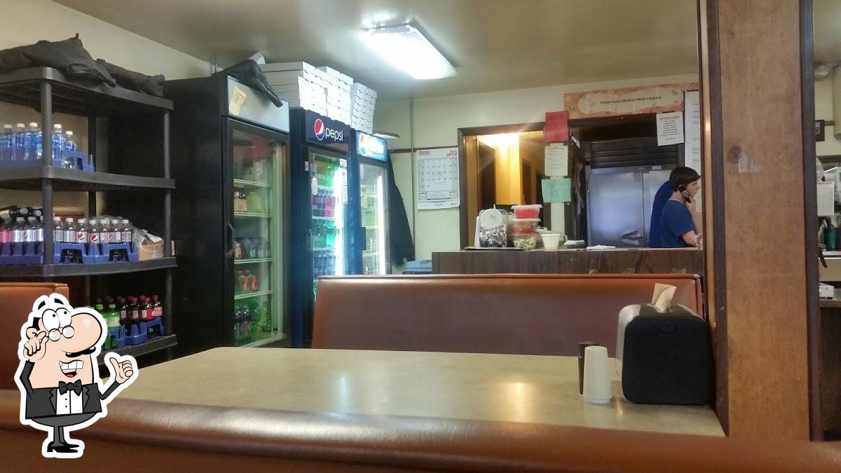 M & M Pizza in Rimersburg Restaurant menu and reviews
