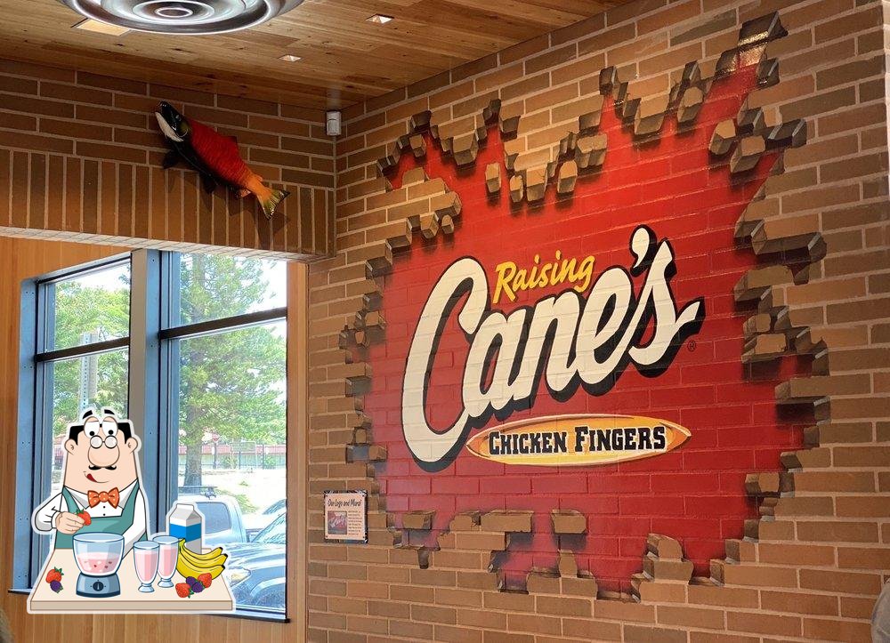 Raising Cane's Chicken Fingers, 951249 Meheula Pkwy in Mililani