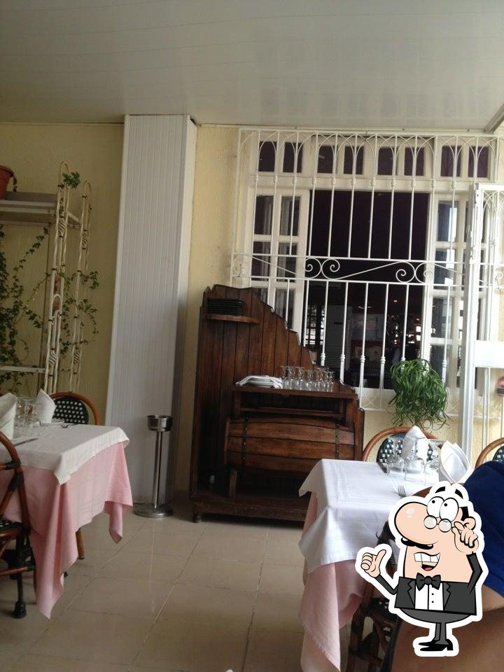 Le Chalet restaurant, La Goulette Restaurant reviews