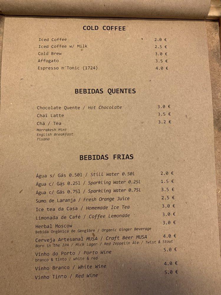 Menu at Fábrica Coffee Roasters cafe, Lisbon, R. das Portas de Santo