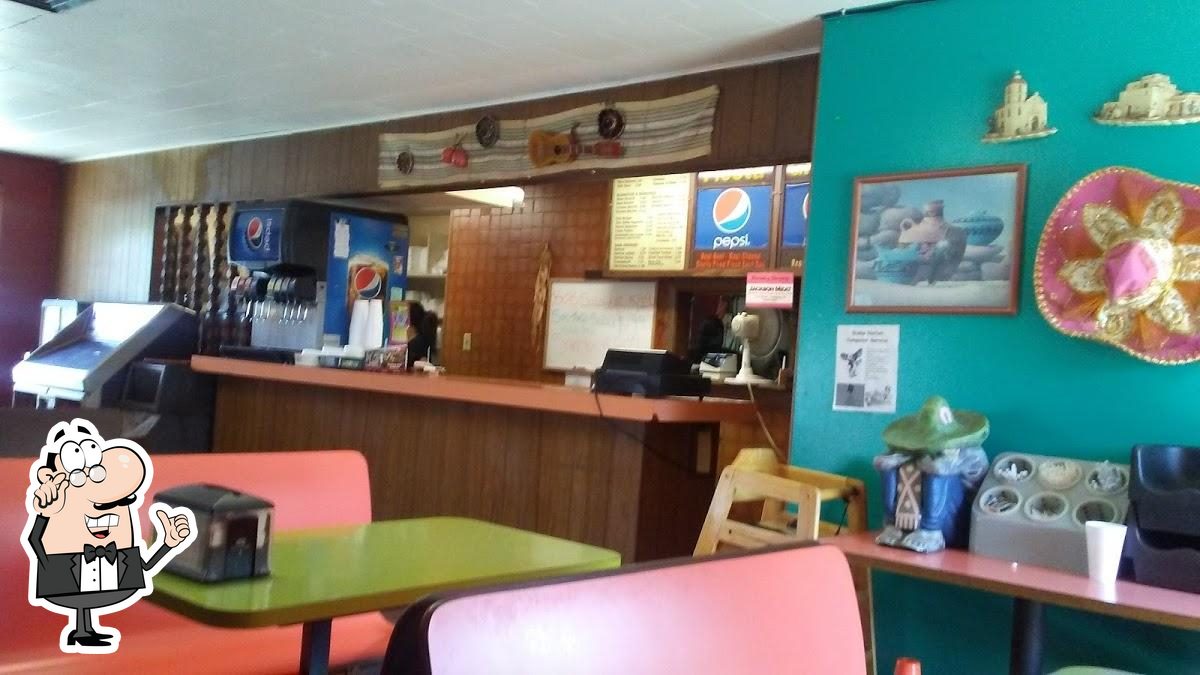 Fiesta Grande in Hutchinson Restaurant menu and reviews