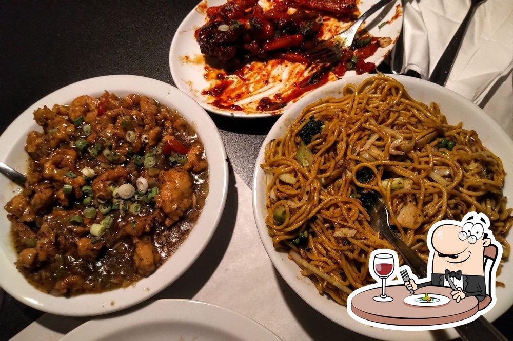 Salt & Pepper Hakka Chinese, 35 Brunel Rd 4 in Mississauga
