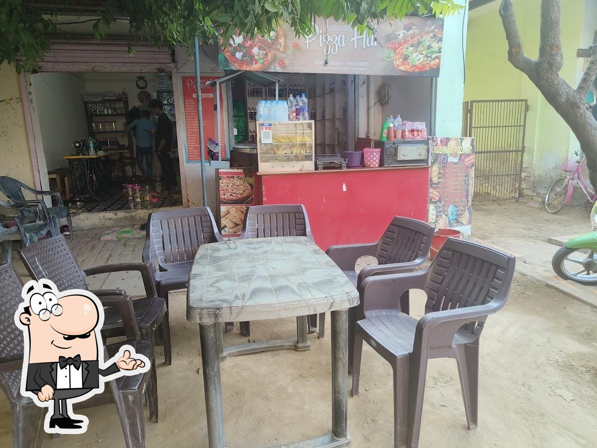 Vaishanvi Pizza Hut, Vrindavan
