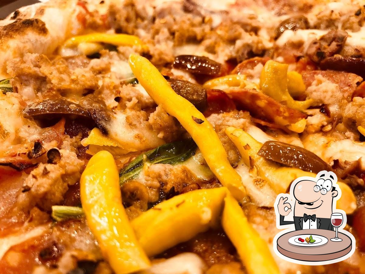 Punch Pizza in Maple Grove Restaurant menu and reviews