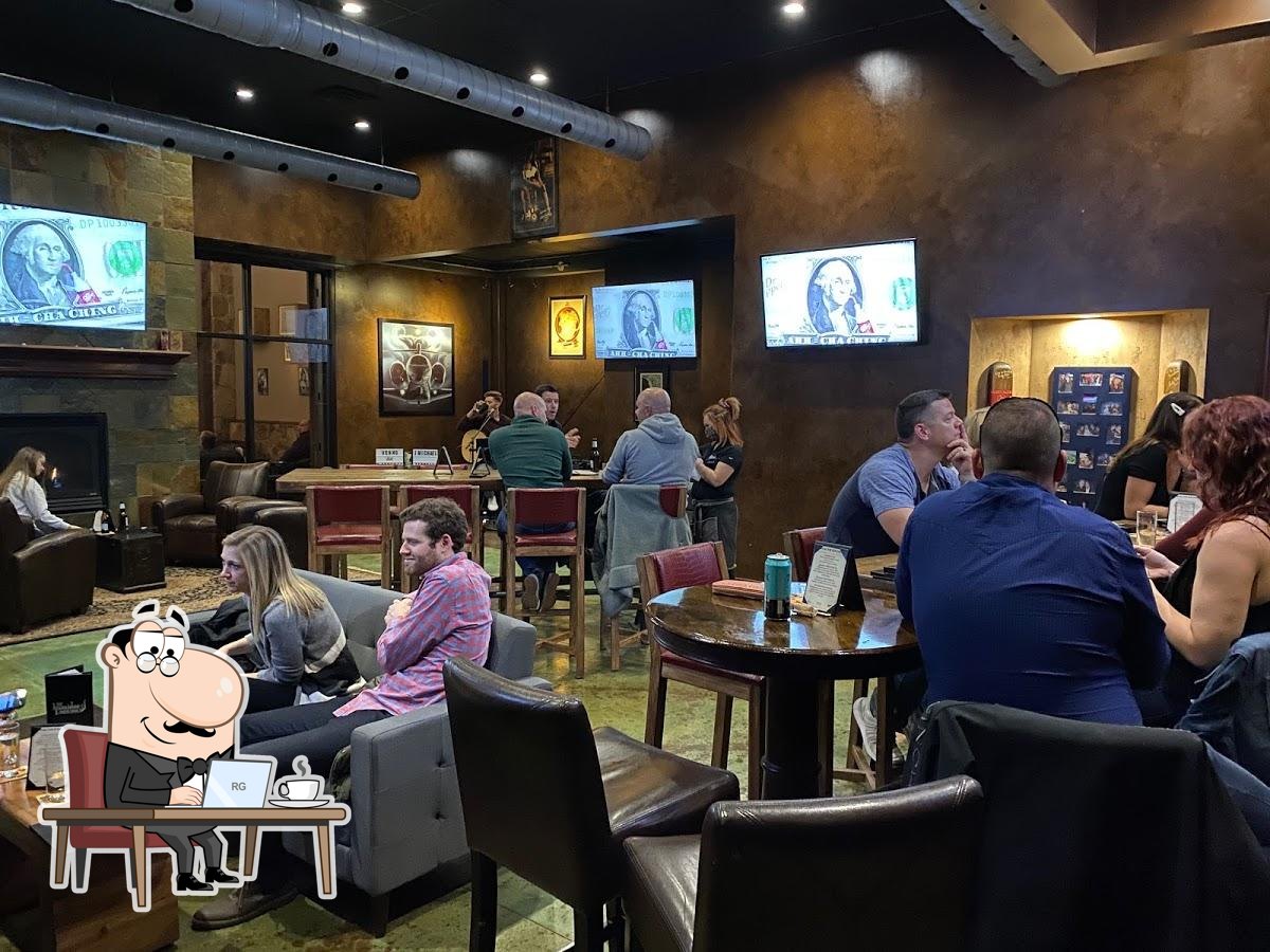The Humidor Cocktail Lounge in Wichita Restaurant reviews