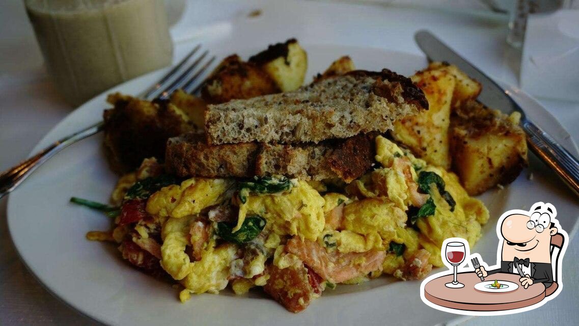 pHuel Cafe, 1350 Euclid Ave in Cleveland Restaurant menu and reviews
