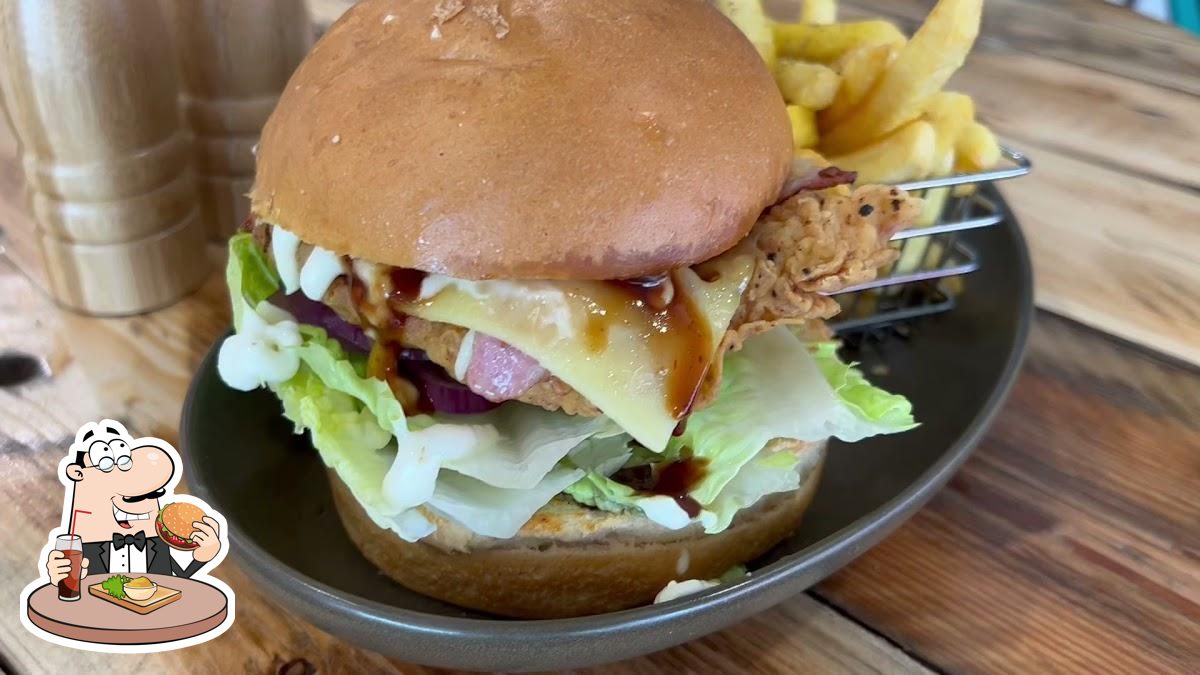 Townsville Charcoal Chicken in Garbutt Restaurant menu and reviews