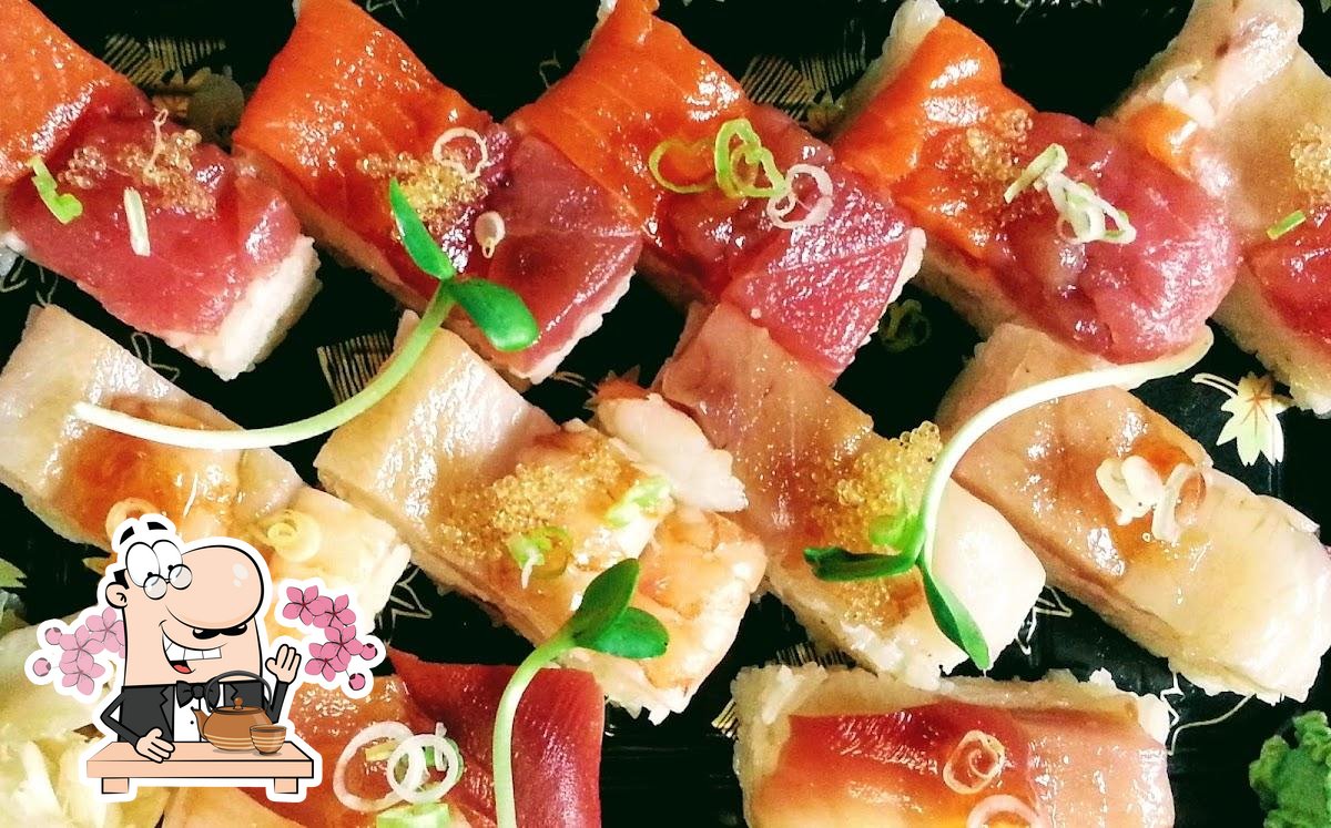 Kome Sushi コメスシ in Williams Lake Restaurant menu and reviews