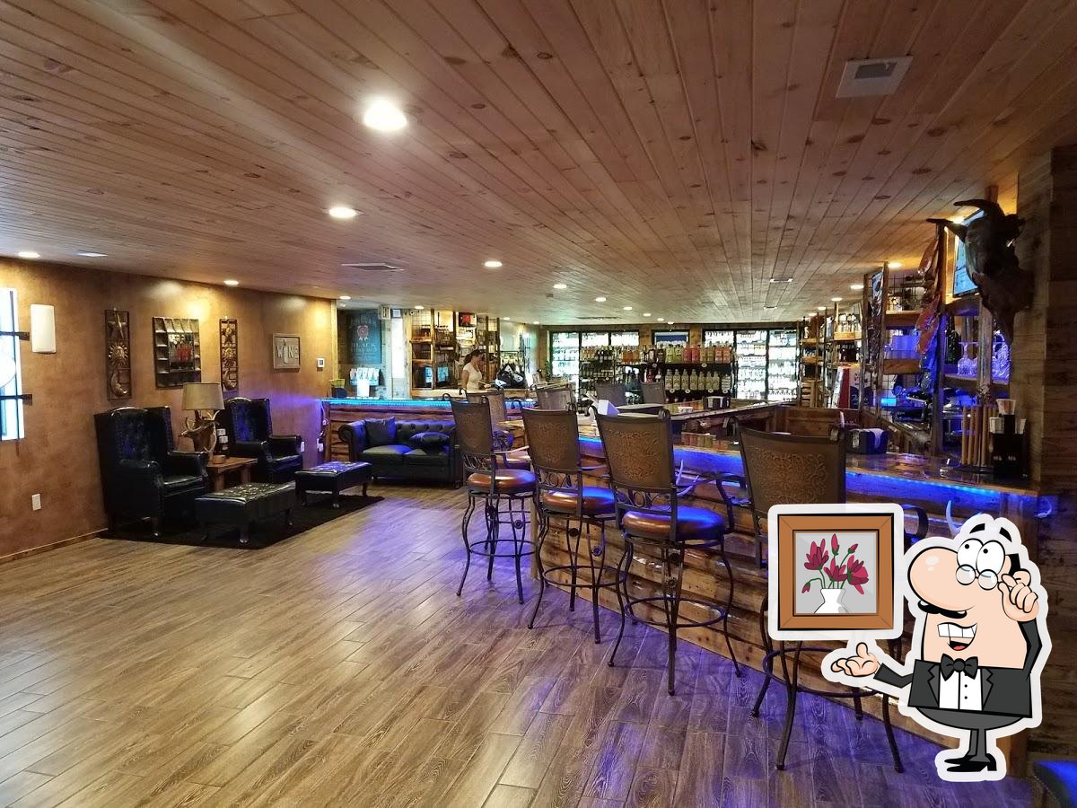 Lakeside Liquor LLC in Galmey Restaurant reviews