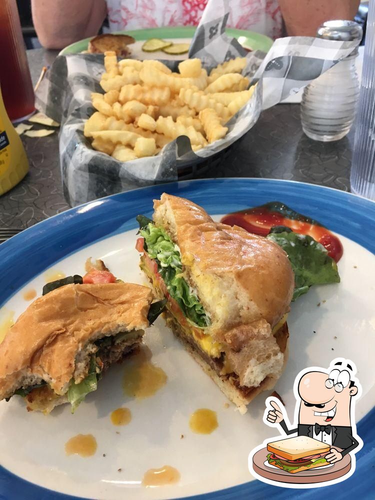 Carmen's Cafe in Muskegon Restaurant menu and reviews