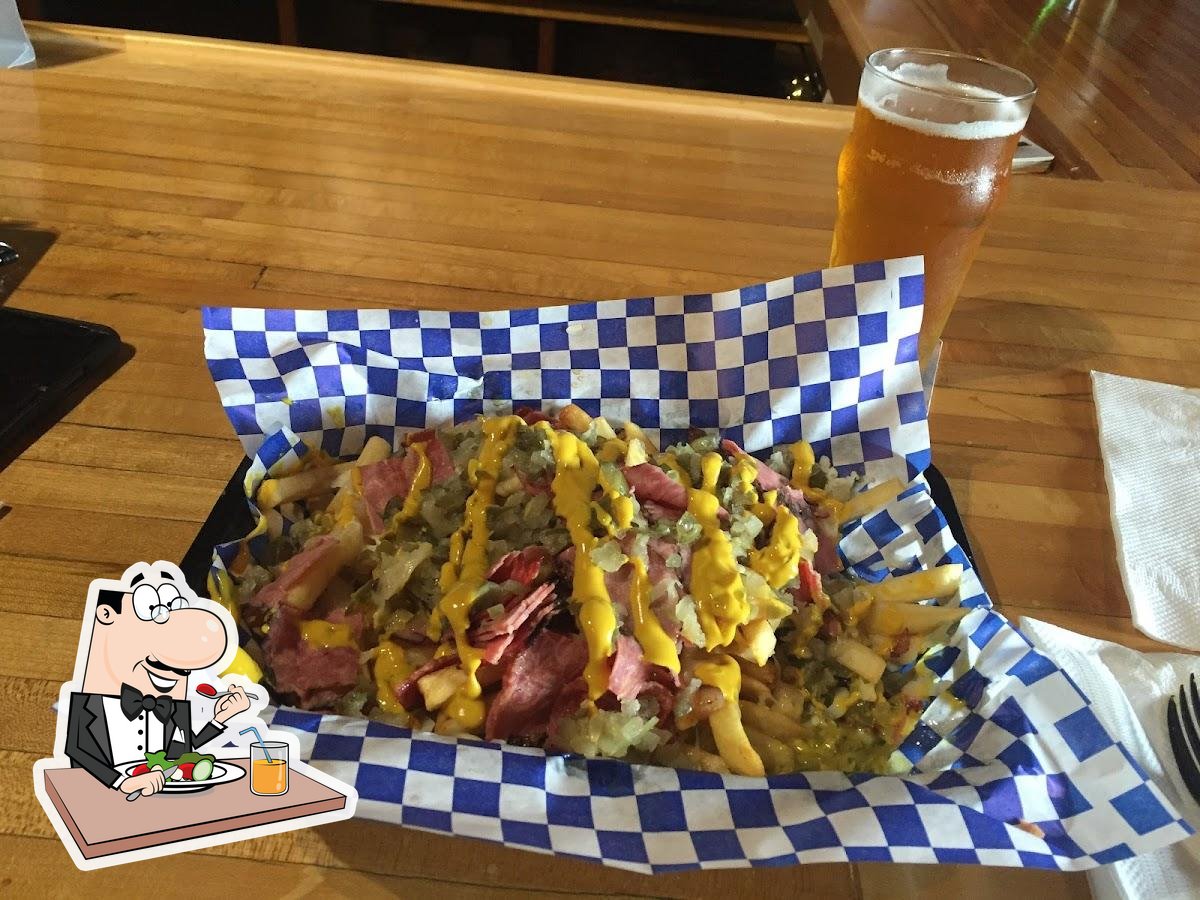 Peninsula Tap House, 31234 Palos Verdes Dr W suite b in Rancho Palos
