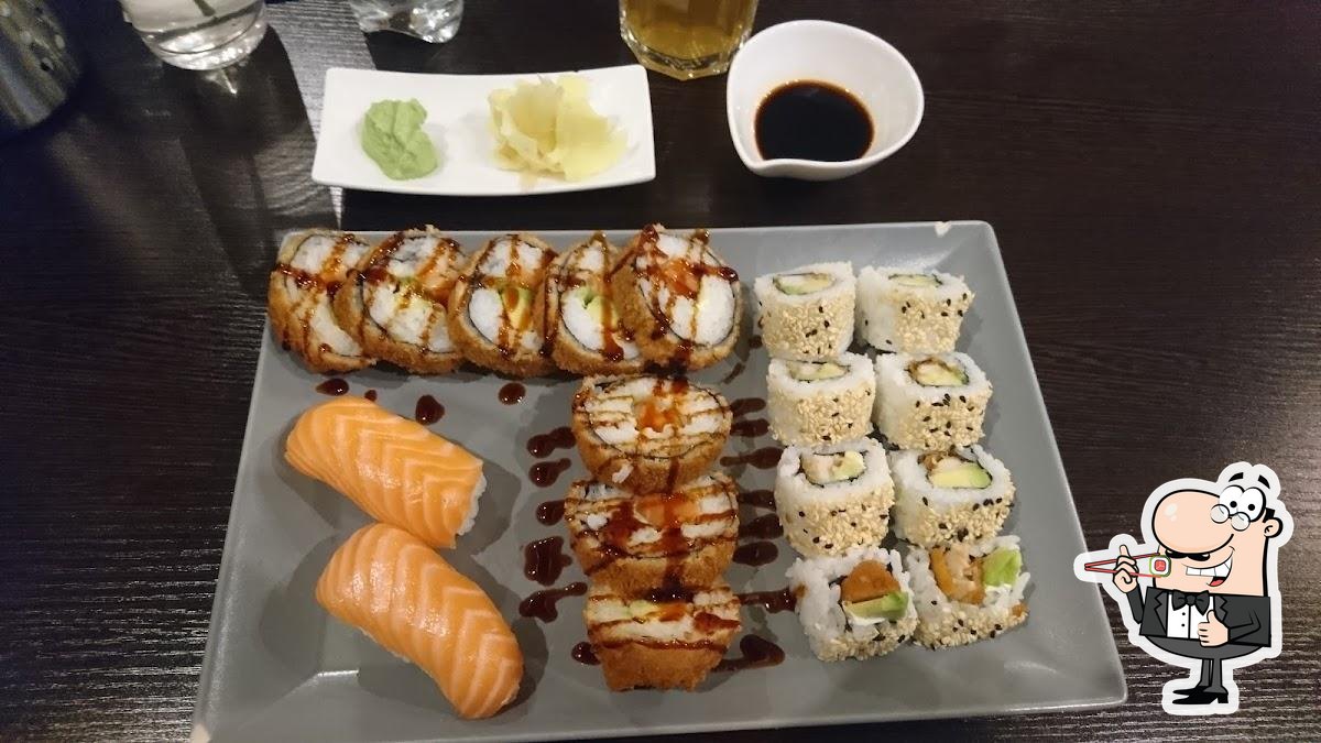 hanoi sushi & vietnamese kitchen