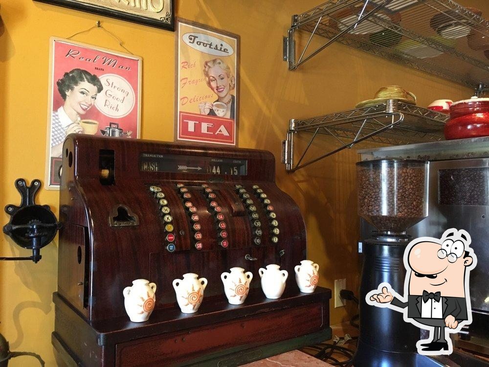 La Bottega Original, 147 Nassau Blvd in Garden City South Restaurant