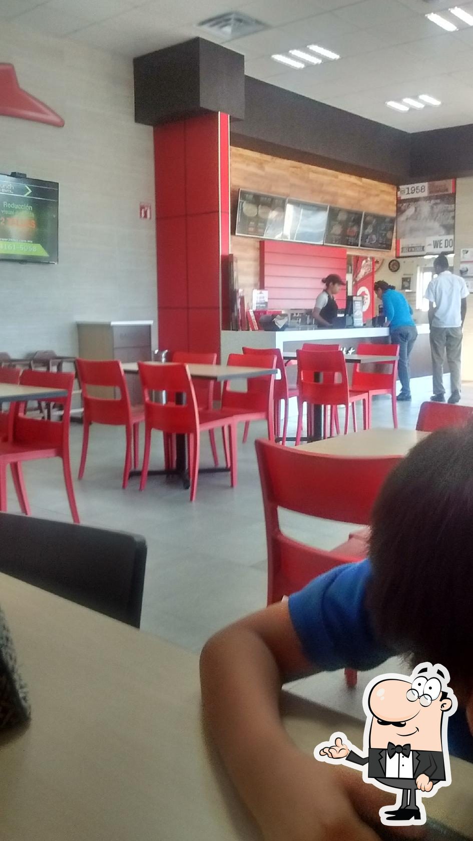 Pizza Hut restaurant, Reynosa, AV Restaurant reviews