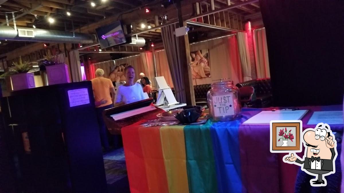 Sanctuary Club in Portland Restaurant reviews