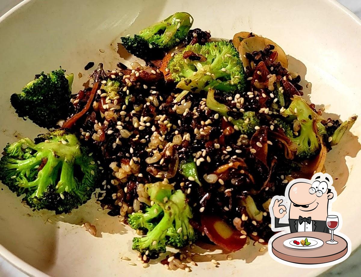 Flower Child, 21001 N Tatum Blvd in Phoenix Restaurant menu and reviews