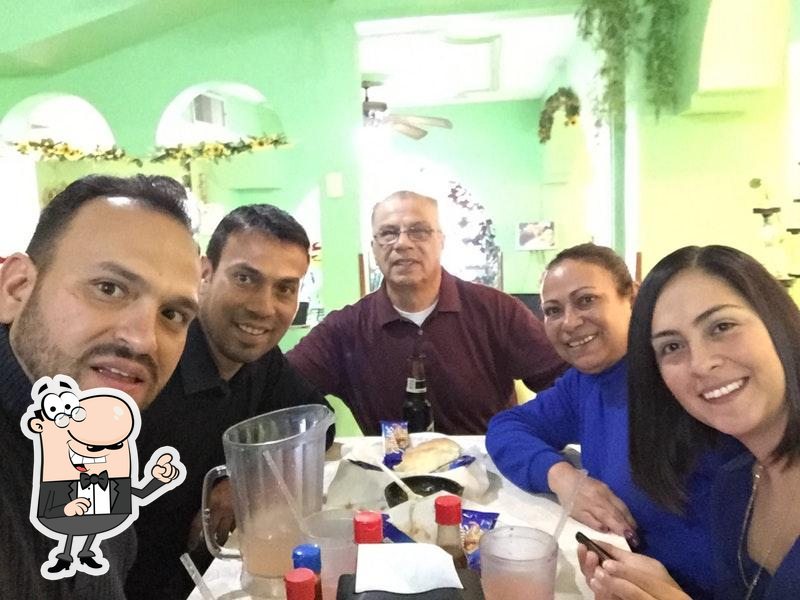 Mariscos La Buena Vida restaurant, Chihuahua, C. 12a. 4008 - Restaurant  reviews