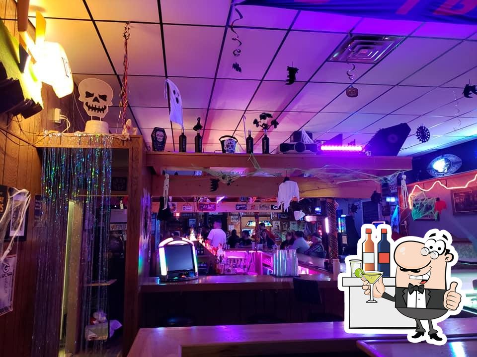 Group Therapy Crandon in Crandon Restaurant reviews