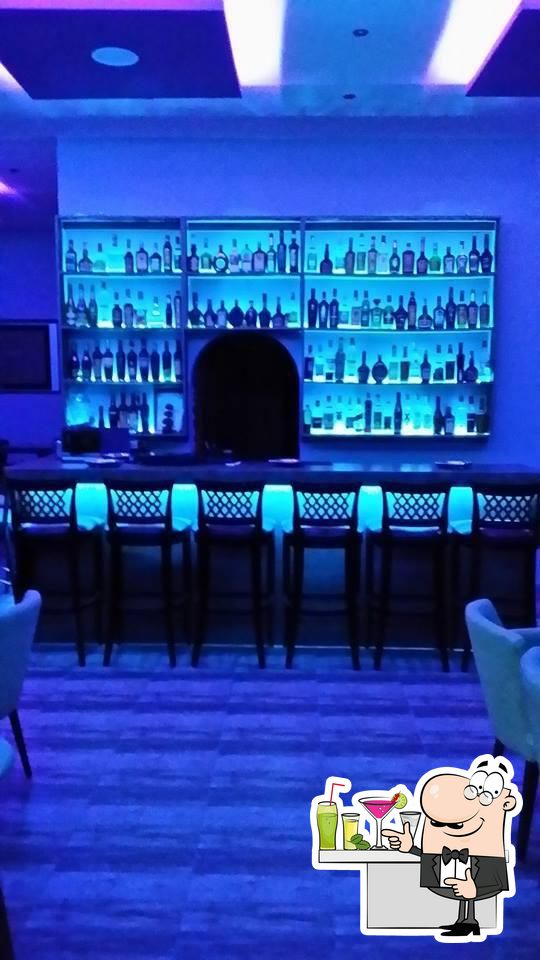 Luxor sports cafe, Thessaloniki Restaurant reviews