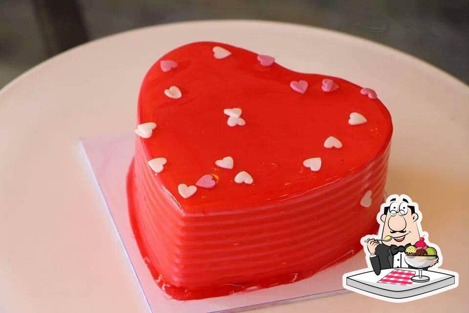 1 Kg Cutie pie Cake - Online flowers delivery to moradabad