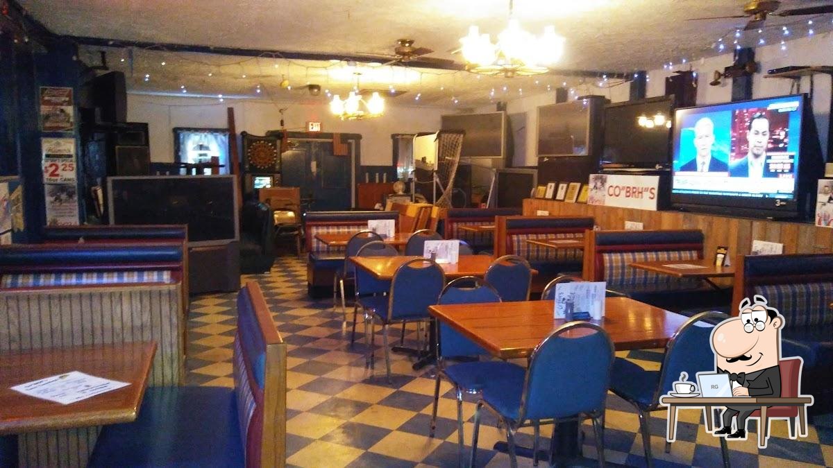 Cobrh's Lounge