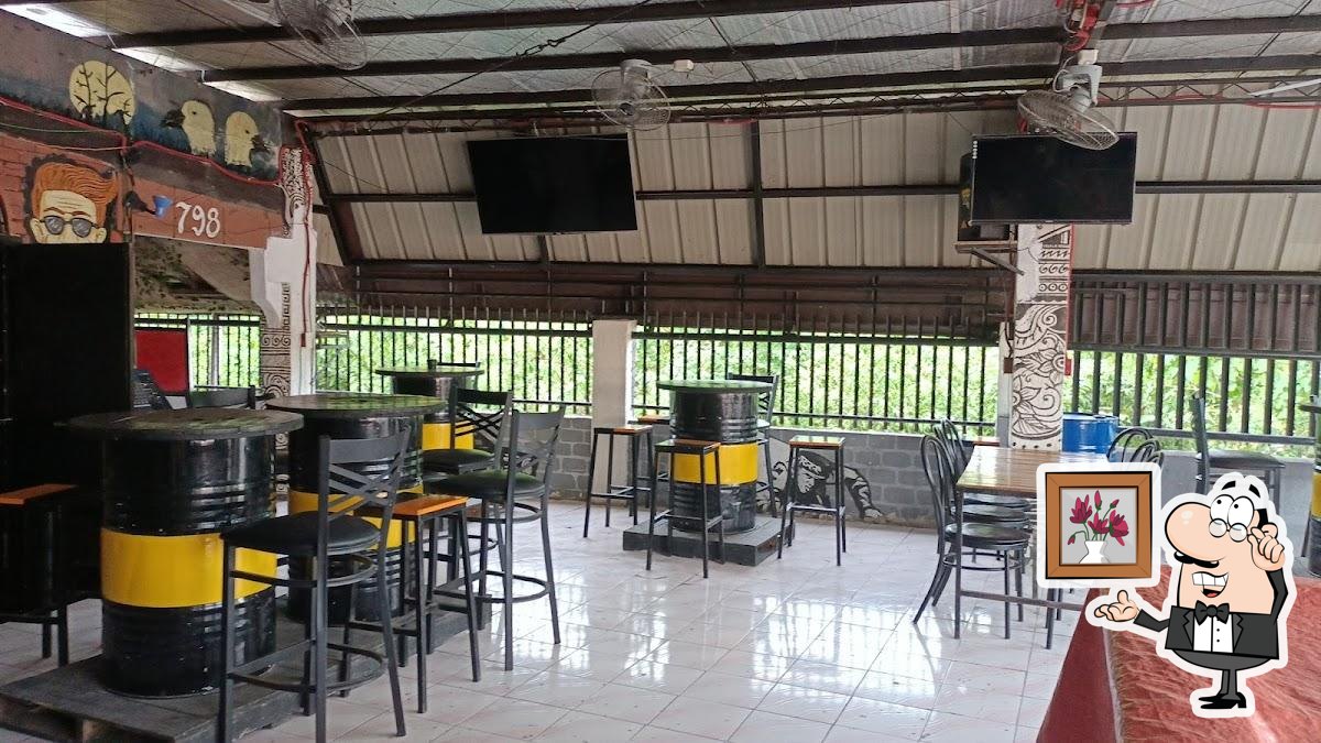 HoneyPot Sports Bar Beer Pub, LapuLapu City Restaurant menu and reviews