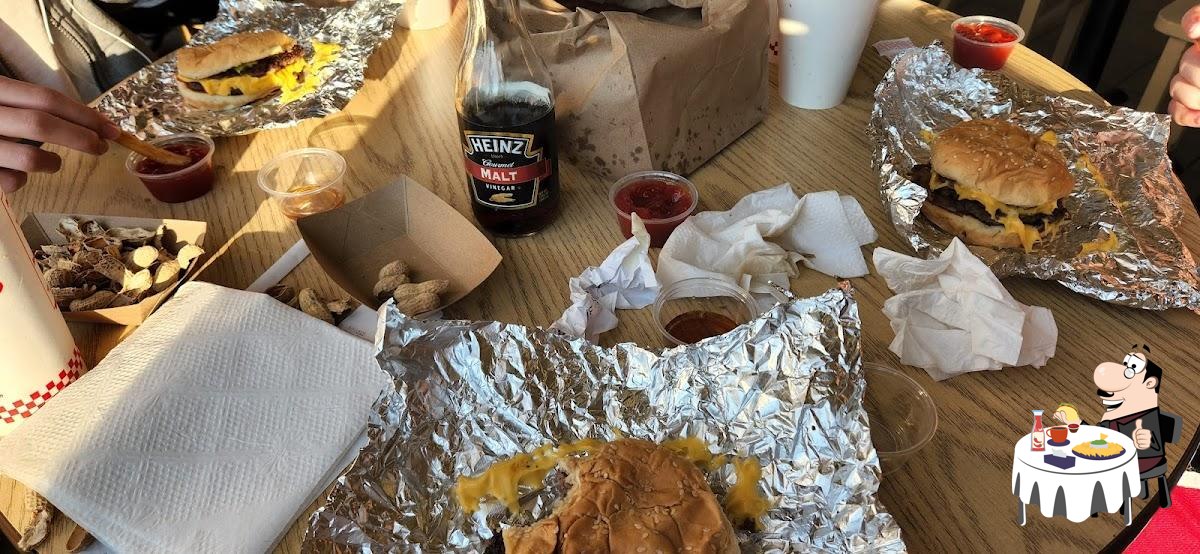 Five Guys, 886 Merriam Ave in Leominster Restaurant menu and reviews