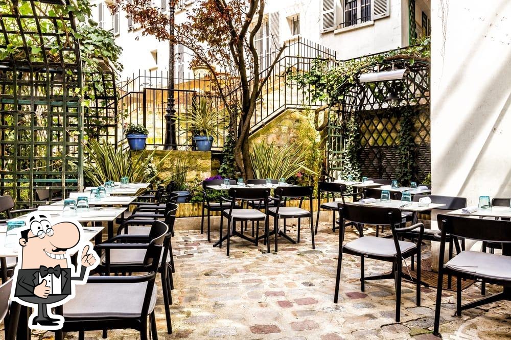 LE MOULIN DE LA GALETTE, Paris - 18th Arr. - Buttes-Montmartre - Menu,  Prices & Restaurant Reviews - Tripadvisor