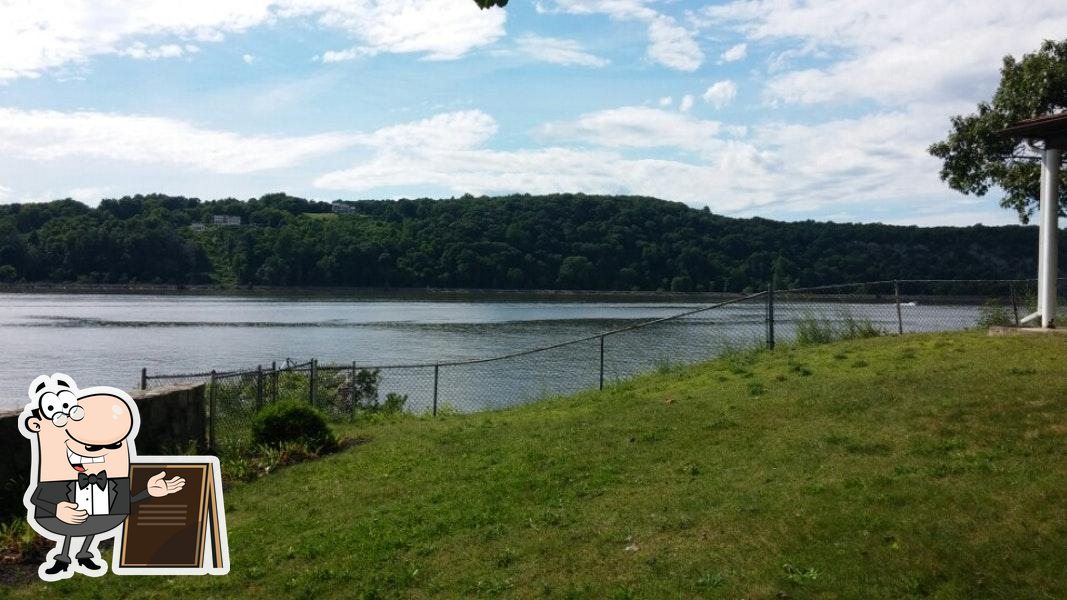Pirate Canoe Club in Poughkeepsie