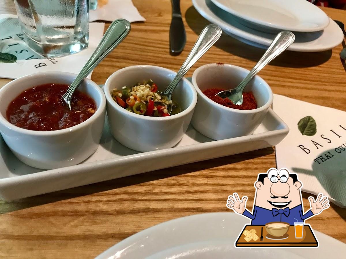 Basil Thai Cuisine in Columbia Restaurant menu and reviews