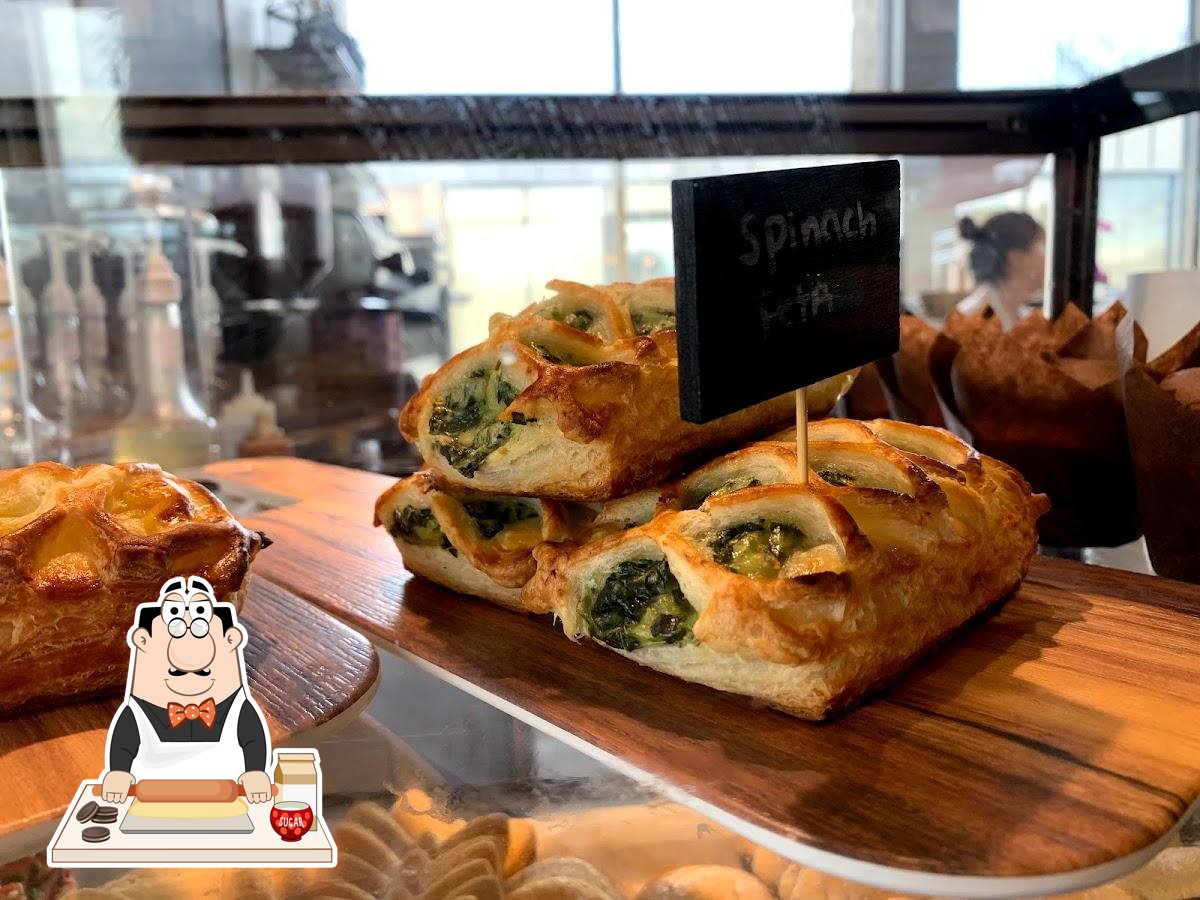 Karina's Bakery, 401 N Seymour Ave in Mundelein Restaurant reviews