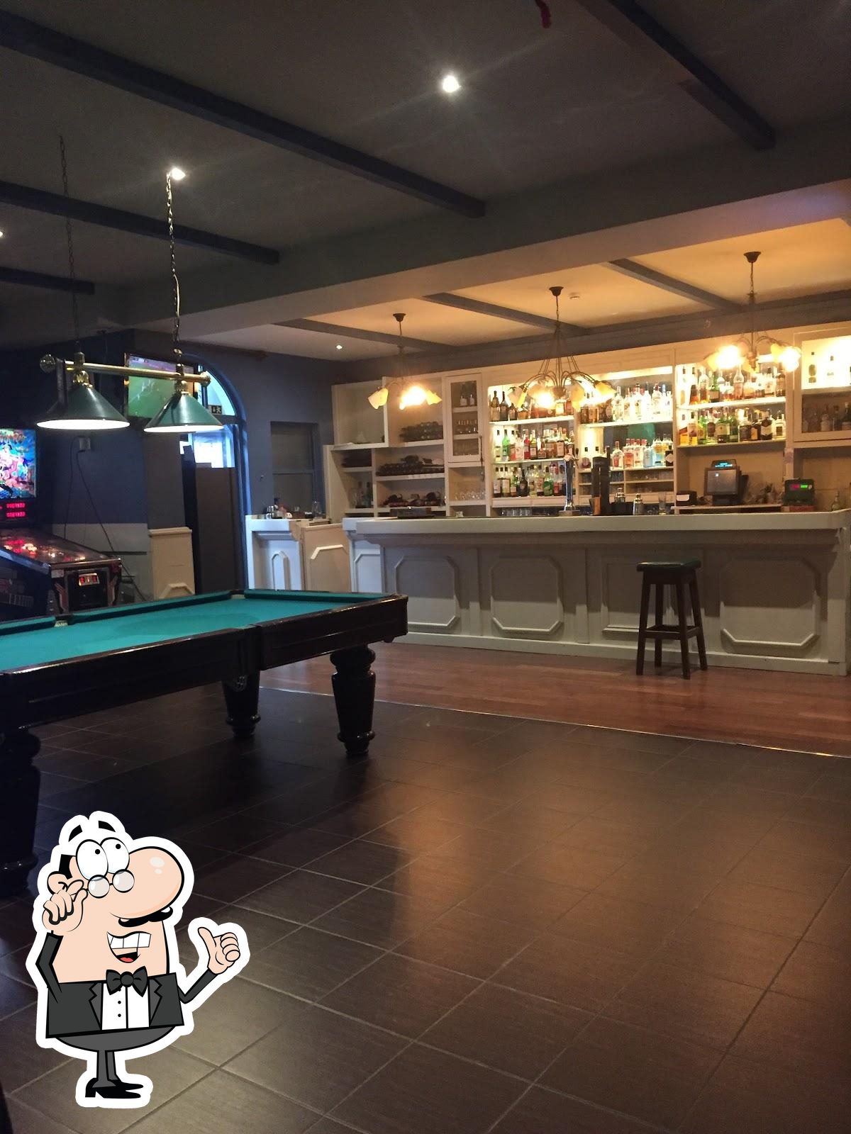 Sunshine Sports Bar, Quarteira